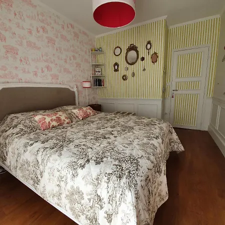 Chez Pepe Merle - D'hotes Au Coeur De Bed & Breakfast *