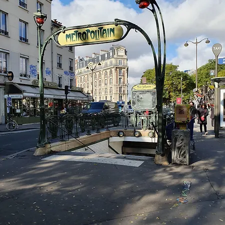 Couette-café Chez Pépé Merle - D'hôtes Au Cœur De 4*